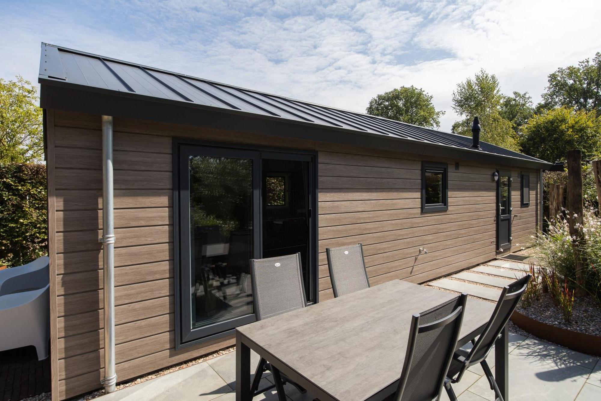 Modern Ingericht Chalet Op Groen Park Op De Veluwe Epe Exterior foto